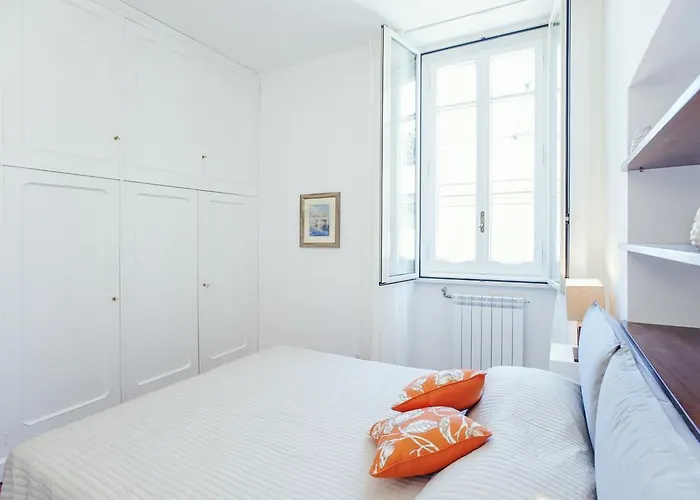 Lungaretta3 * Рим
